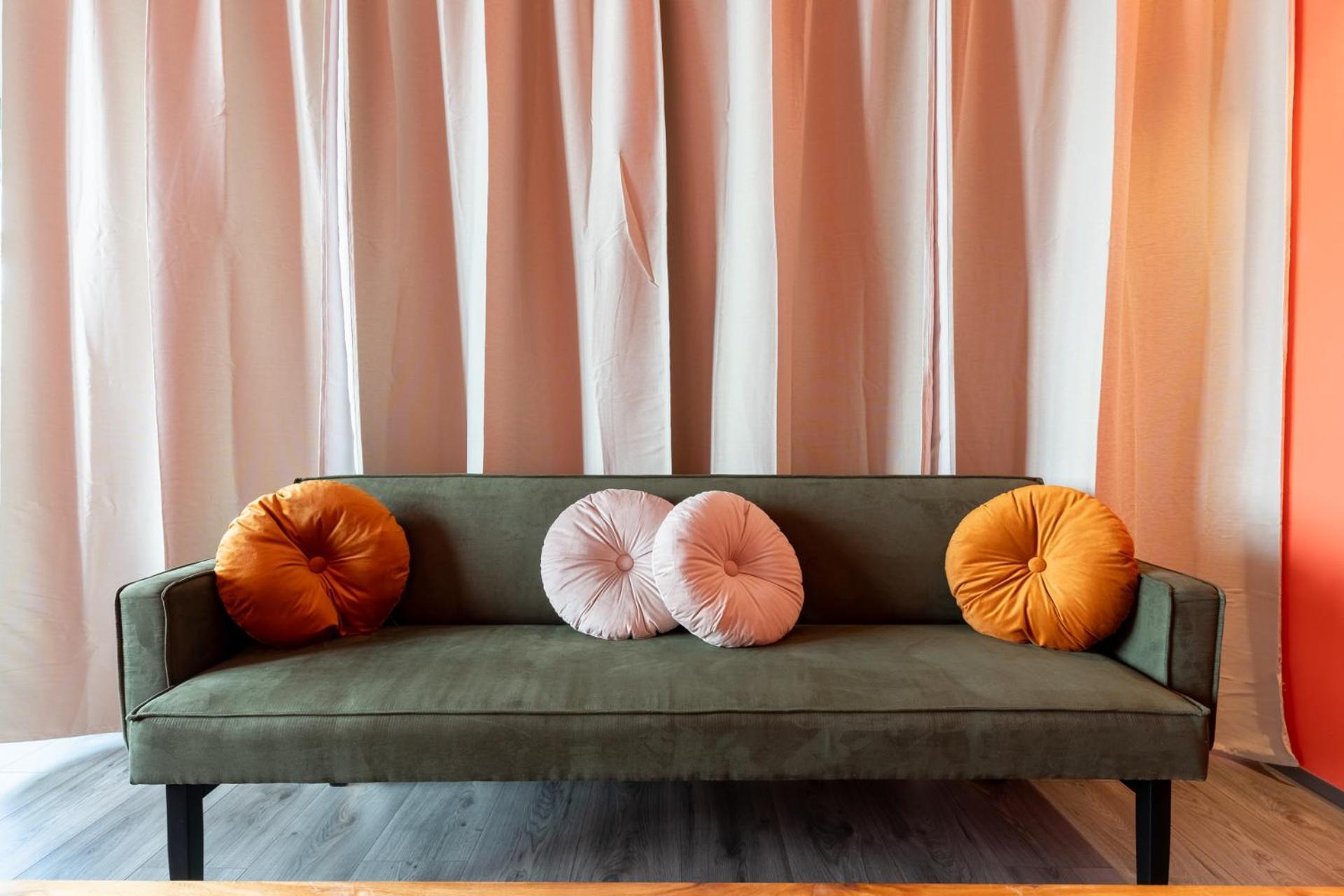 Mue Cubes - Capsule Hotel Basel Luaran gambar