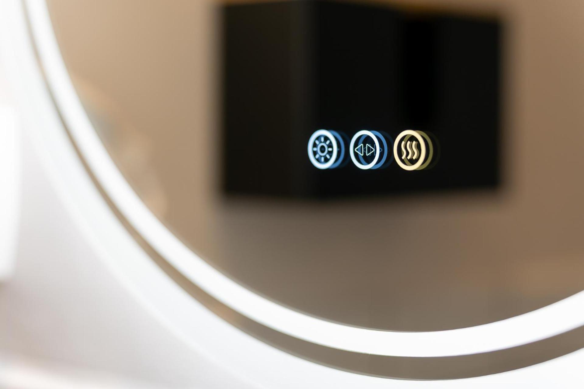 Mue Cubes - Capsule Hotel Basel Luaran gambar