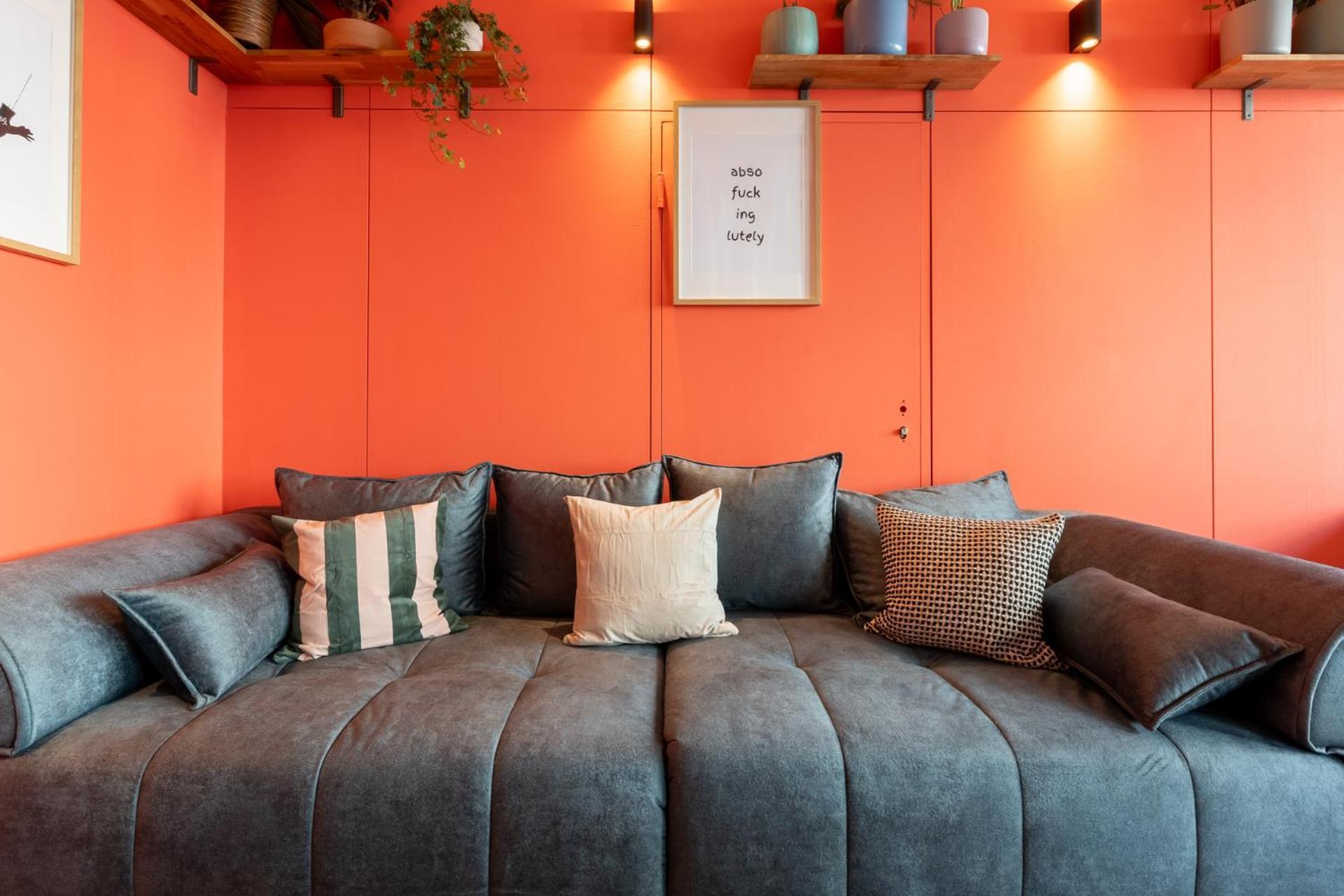 Mue Cubes - Capsule Hotel Basel Luaran gambar